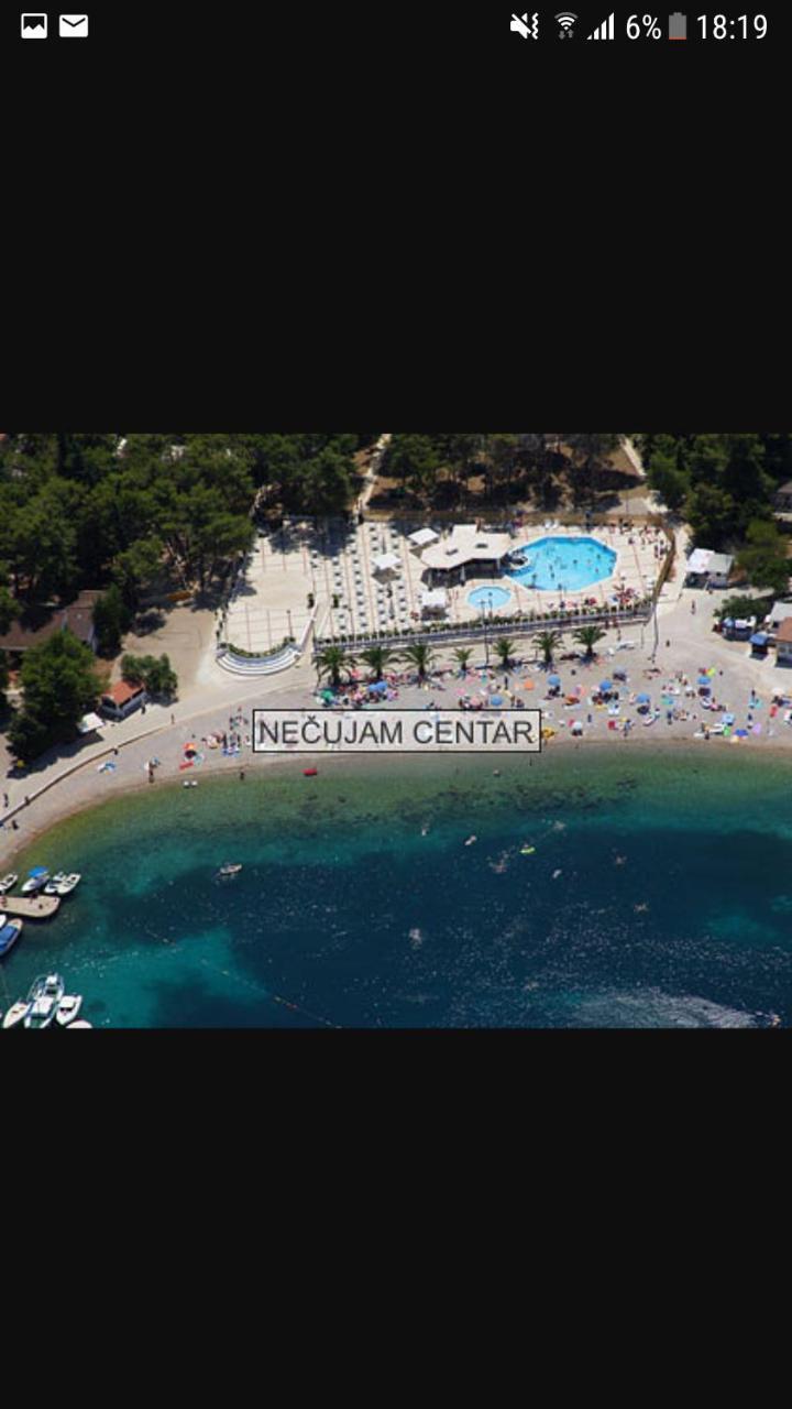 Apartman Ylli Nečujam 외부 사진
